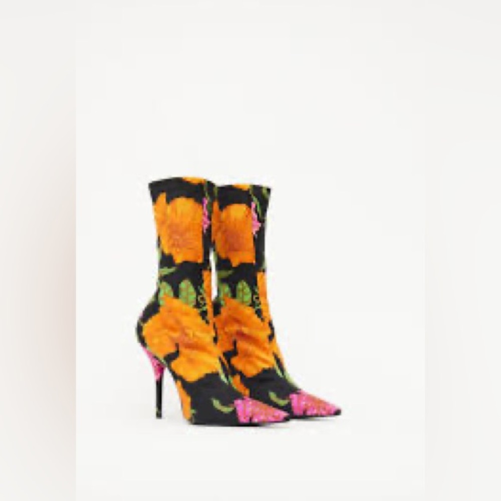Rouge Helium Orange and Green Floral Boots